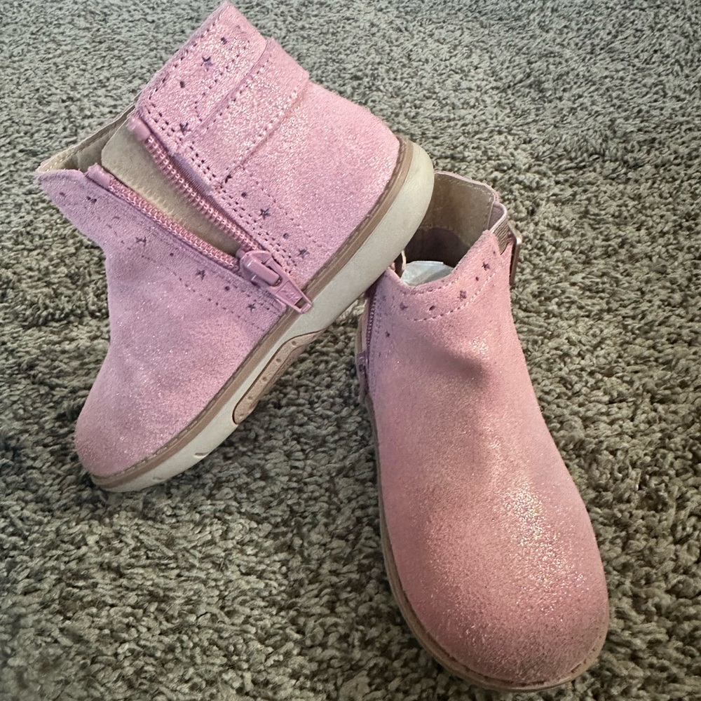 Stride Rite Kids Shoes (8)